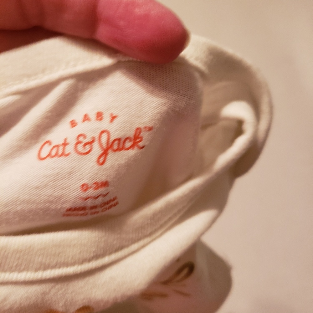Onsie - Picture 2 of 3